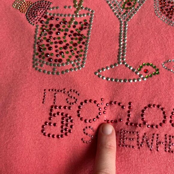 Vintage Y2K “it’s 5 o’clock somewhere” rhinestone bedazzled cotton tshirt medium - Picture 8 of 8